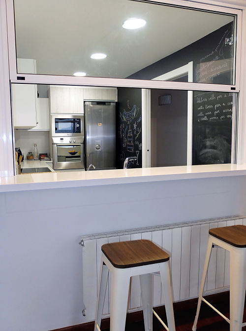 Reforma de cocina con barra americana en barcelona