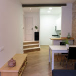 Piso de cortesía - salón y cocina