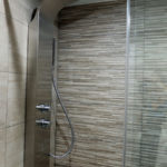 Reforma de baño en Barcelona con ducha de hidromasaje